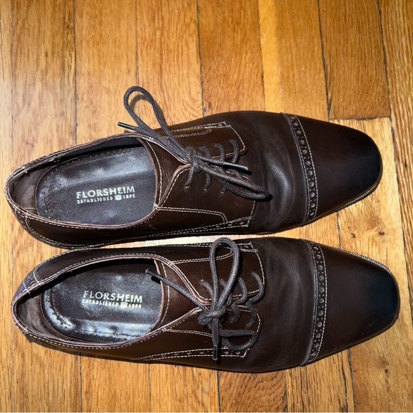 Florsheim Men's Castellano Cap Toe Oxford. Excellent condition